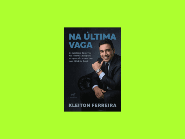 Na última vaga escrito por Kleiton Ferreira #ilovelivros https://www.ilovelivros.com/